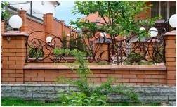 Заборы для частного дома (255 интересных фото) (забор, длить, фото) Заборы для частного дома (255 интересных фото)