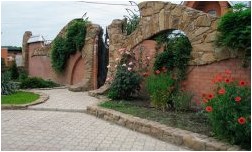 Заборы для частного дома (255 интересных фото) (забор, длить, фото) Заборы для частного дома (255 интересных фото)